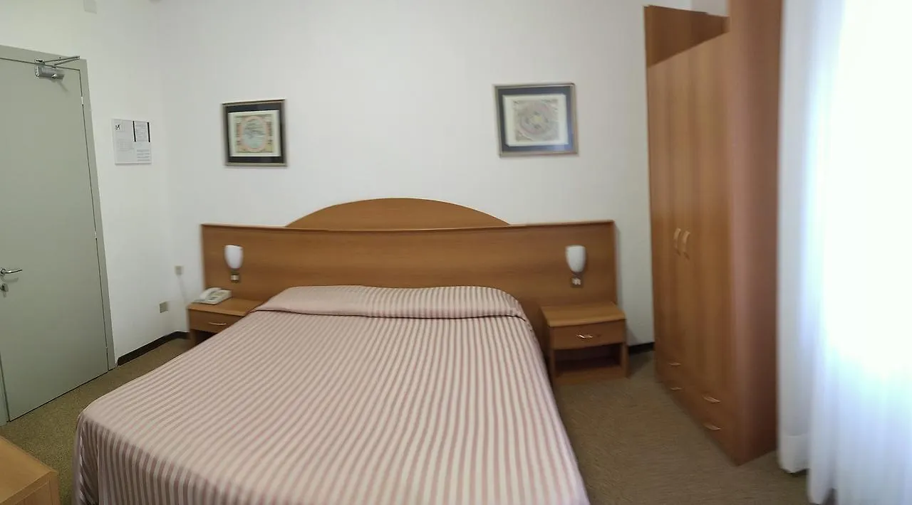 Hotel Crotto Del Misto Lezzeno
