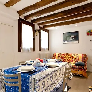 in-the-heart-of-venice-2017.hotelinveneto.com/